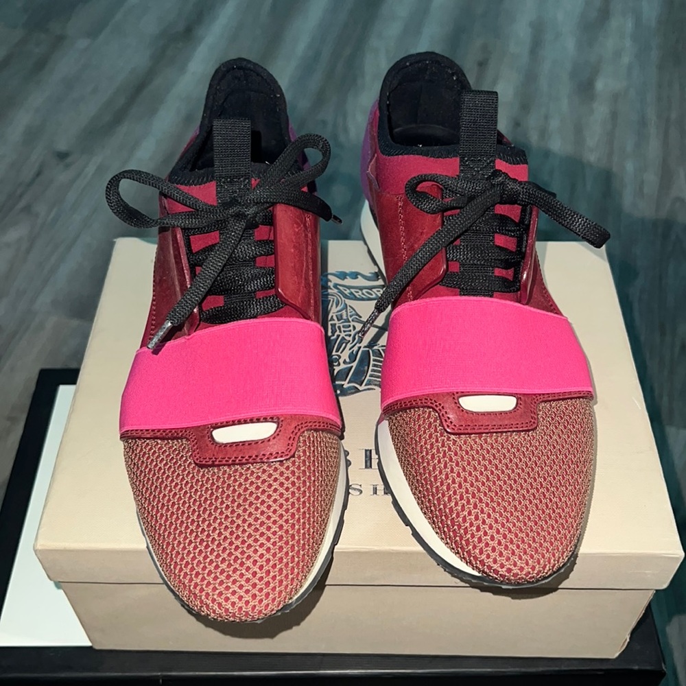 Balenciaga Race Runner Trainers size 39